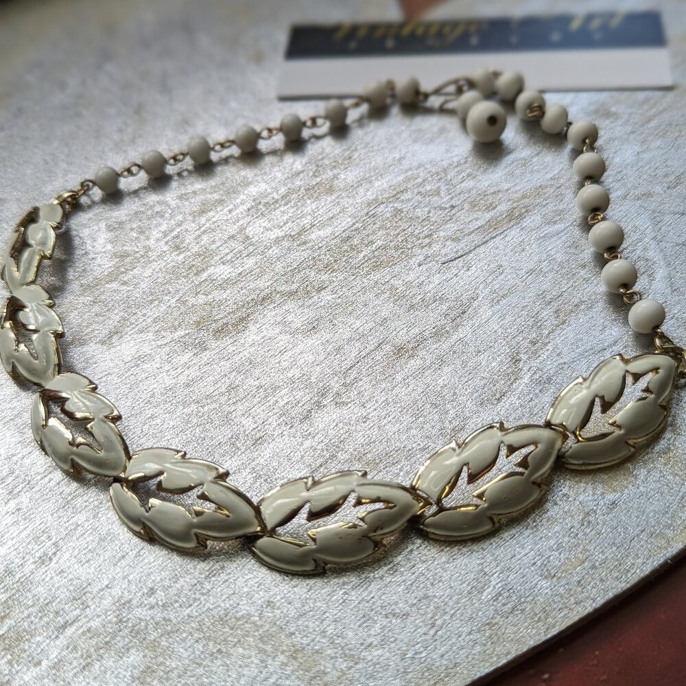 Coro Retro Enamel Leaves Articulated with Milk Glass Beads Chain Necklace